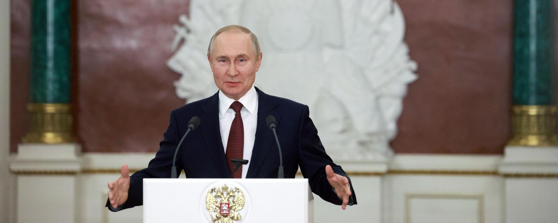 Vladimir Putin, presidente da Rússia, durante coletiva de imprensa após a conclusão do Conselho Estatal, 22 de dezembro de 2022 - Sputnik Brasil, 1920, 22.12.2022