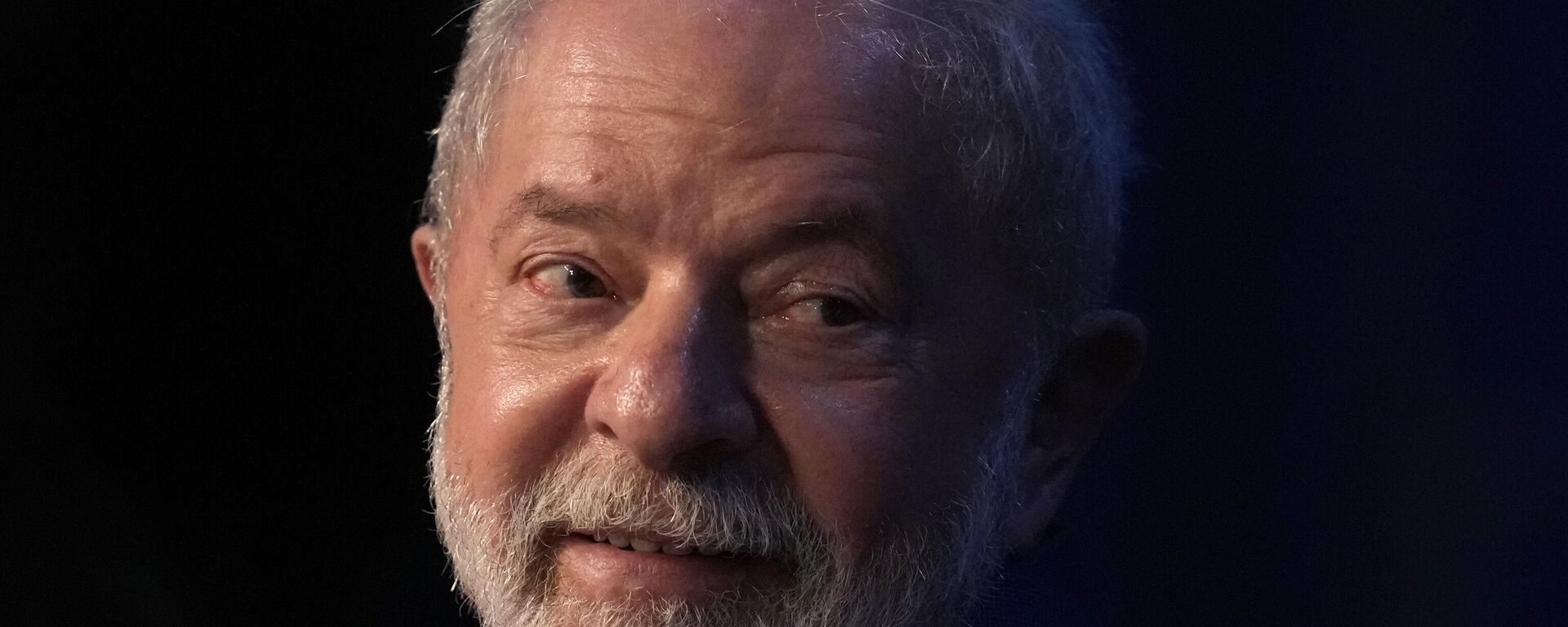 O presidente eleito do Brasil, Luiz Inácio Lula da Silva, dá entrevista coletiva em Brasília. Brasil, 13 de dezembro de 2022 - Sputnik Brasil, 1920, 22.12.2022