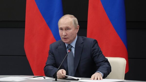 Vladimir Putin, presidente russo, realiza reunião com membros do complexo militar-industrial russo em Tula, Rússia, 23 de dezembro de 2022 - Sputnik Brasil