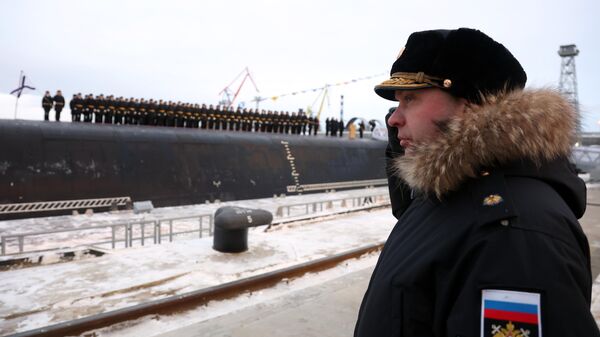 Cerimônia de hasteamento da bandeira naval no submarino nuclear Generalissimus Suvorov, que passa a integrar a Marinha da Rússia em 29 de dezembro de 2022 - Sputnik Brasil