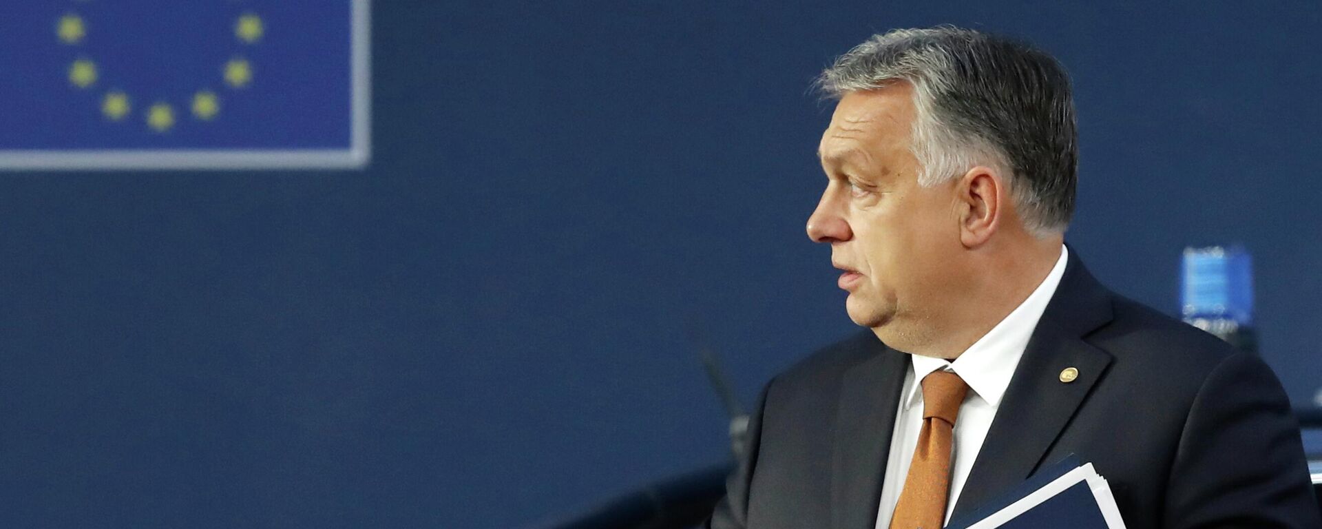 O primeiro-ministro da Hungria, Viktor Orbán, chega para uma cúpula da União Europeia (UE) em Bruxelas, 22 de outubro de 2021 - Sputnik Brasil, 1920, 03.10.2023