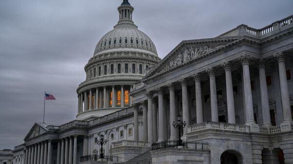 O lado do Senado do Capitólio é visto em Washington, capital dos Estados Unidos. Washington, 22 de dezembro 2022. - Sputnik Brasil