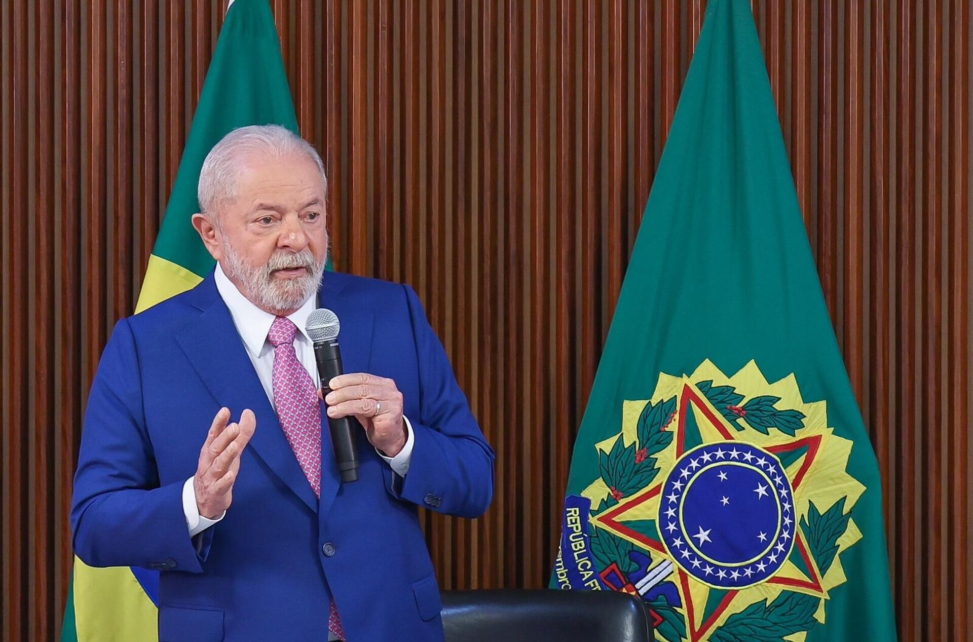 Luiz Inácio Lula da Silva (PT) discursa na primeira reunião ministerial de seu governo. Brasília (DF), 6 de janeiro de 2023 - Sputnik Brasil, 1920, 10.01.2023