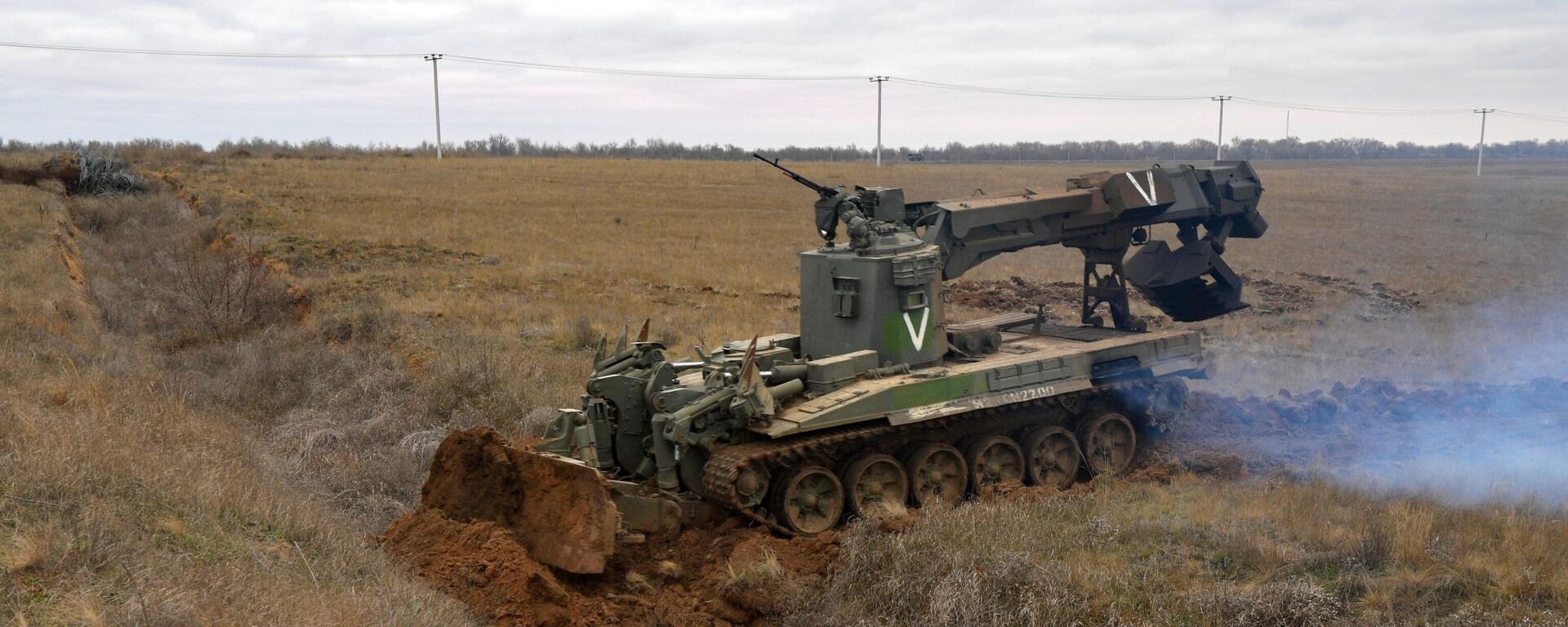 Tanque de sapador IMR-3M em ação no sul da operação militar especial da Rússia na Ucrânia, foto publicada em 16 de janeiro de 2023 - Sputnik Brasil, 1920, 03.10.2023