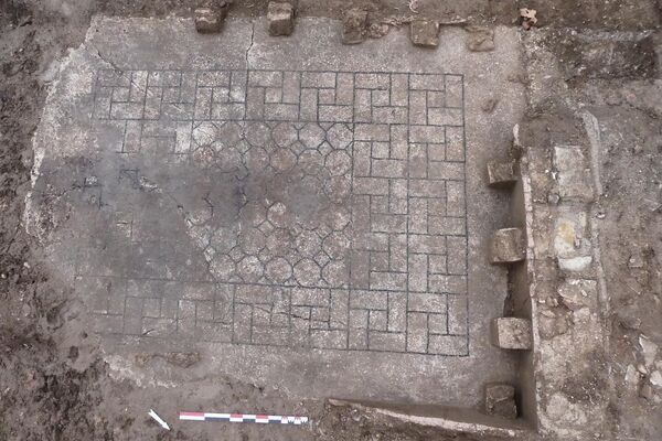 Escavações de uma habitação romana do século II d.C. na área da cidade de Nime, no sul da França 
 - Sputnik Brasil
