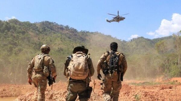 Policiais federais atuam na Operação Libertação, deflagrada em território Yanomami para erradicar o garimpo ilegal. Roraima, 10 de fevereiro de 2023 - Sputnik Brasil