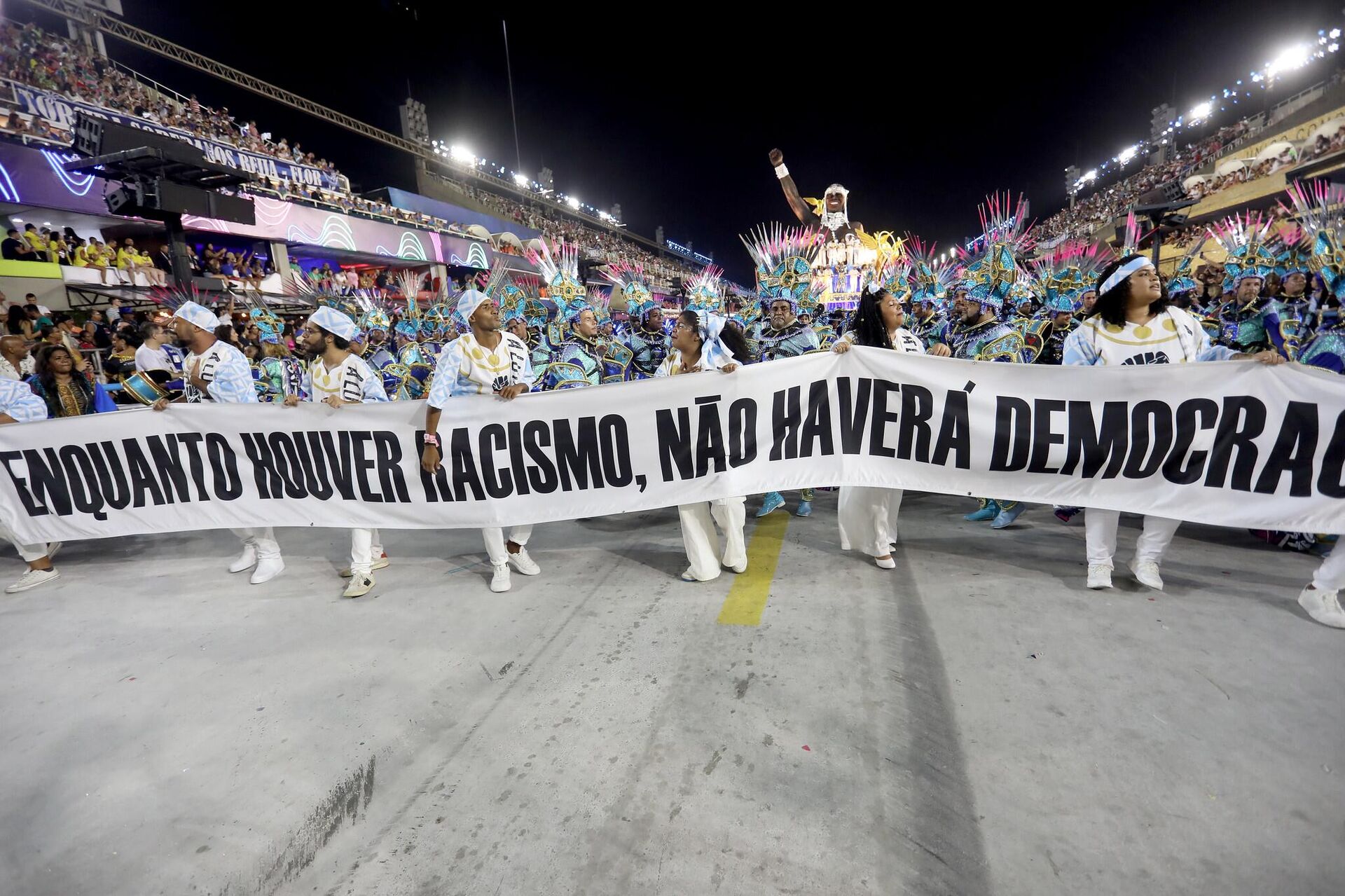 Desfile que garantiu o vice-campeonato à Beija-Flor de Nilópolis no Carnaval de 2022. Rio de Janeiro, 22 de abril de 2022 - Sputnik Brasil, 1920, 06.02.2024