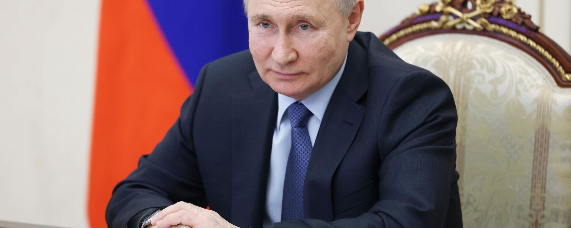 Vladimir Putin, presidente da Rússia, durante uma videoreunião sobre o desenvolvimento socioeconômico da Crimeia e de Sevastopol, 17 de março de 2023 - Sputnik Brasil, 1920, 25.03.2023