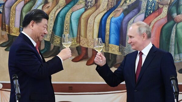 Uma reunião entre o presidente russo, Vladimir Putin, e seu homólogo chinês, Xi Jinping, em Moscou, 21 de março de 2023 - Sputnik Brasil