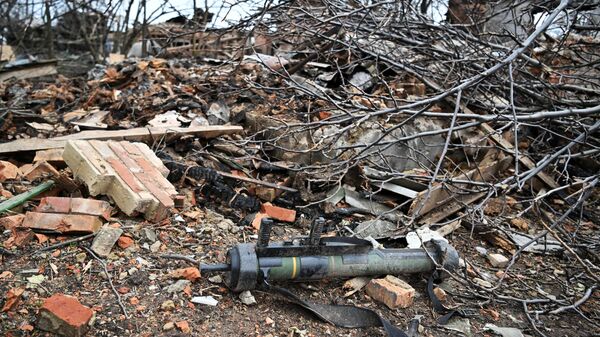Lança-granadas de produção ocidental em Berkhovka, na República Popular de Donetsk (RPD), em 11 de março de 2023 - Sputnik Brasil