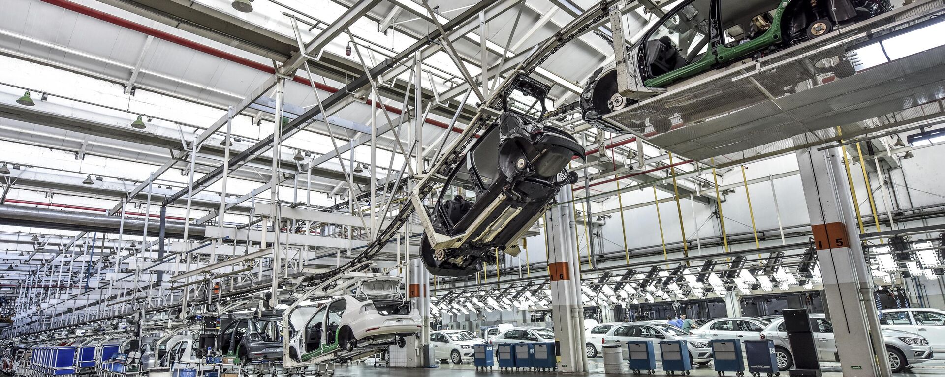 Fábrica da montadora de veículos Volkswagen, em Taubaté, São Paulo, 26 de julho de 2018 - Sputnik Brasil, 1920, 27.03.2023