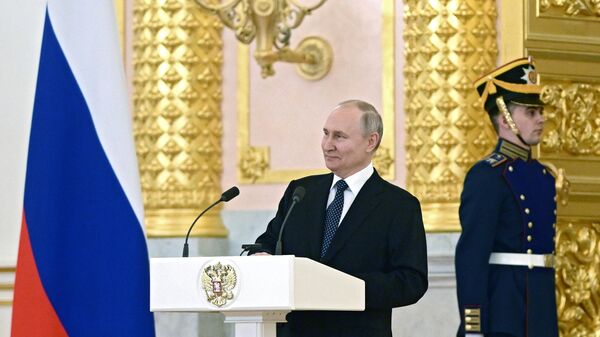 Presidente russo, Vladimir Putin, durante cerimônia de apresentação de credenciais por embaixadores estrangeiros, Moscou, 5 de abril de 2023 - Sputnik Brasil