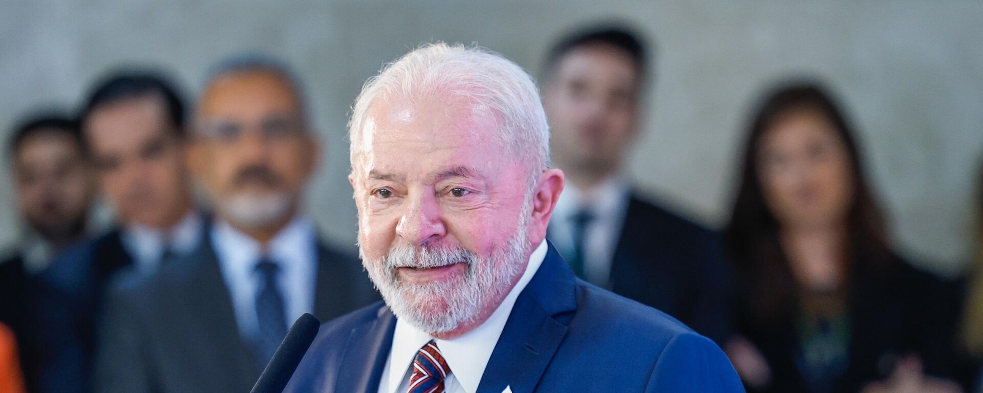 Presidente da República Luiz Inácio Lula da Silva durante reunião ministerial dos 100 dias de governo, 10 de abril de 2023 - Sputnik Brasil, 1920, 29.08.2023