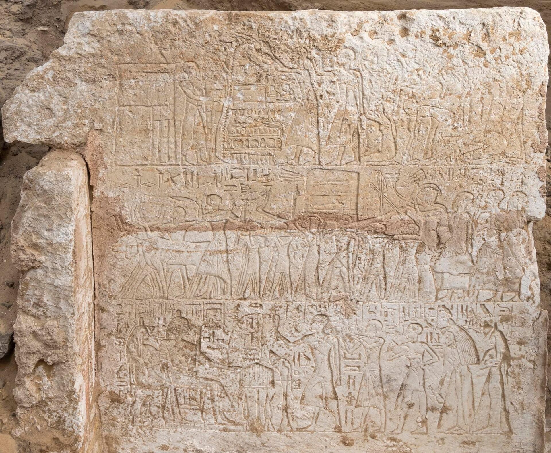 Tumba de guardião do Templo de Amón do período de Ramsés é descoberta no Egito - Sputnik Brasil, 1920, 14.04.2023