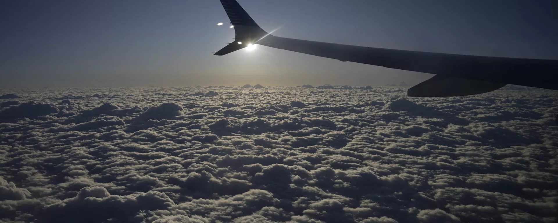 Vista da janela de um avião Boeing 737 Max após decolar do Aeroporto Tucuman, rumo a Buenos Aires, Argentina, 3 de abril de 2023 - Sputnik Brasil, 1920, 14.04.2023