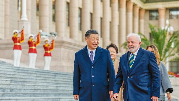 Presidente da República, Luiz Inácio Lula da Silva, e presidente da República Popular da China, Xi Jinping em Cerimônia Oficial de Recepção, 14 de abril de 2023 - Sputnik Brasil