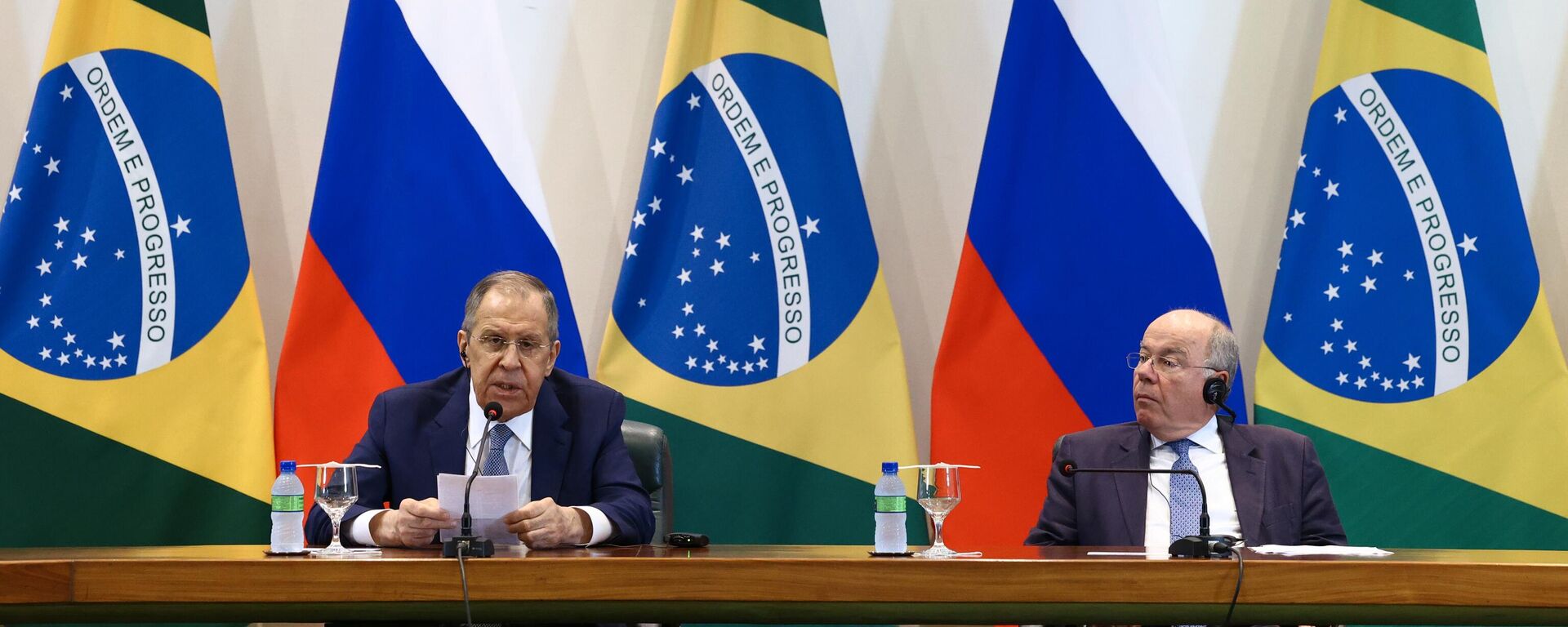 Os Ministros das Relações Exteriores do Brasil, Mauro Vieira, e da Russia, Sergei Lavrov, durante conferência de imprensa no Palácio do Itamaraty, Brasília, 17 de abril de 2023  - Sputnik Brasil, 1920, 18.04.2023