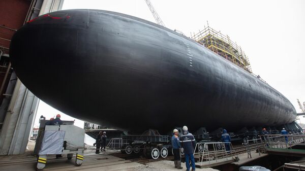 O lançamento na água do novo submarino russo diesel-elétrico do projeto 636.3, Mozhaisk, foi realizado nesta quinta-feira (27), na cidade de São Petersburgo - Sputnik Brasil