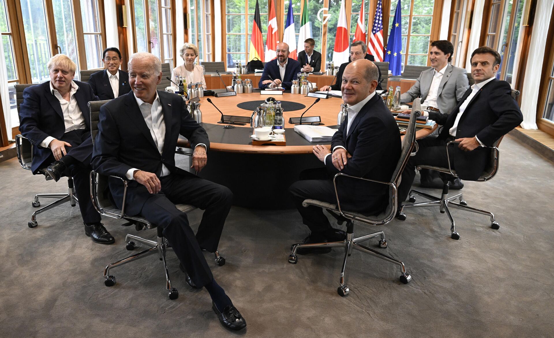 Líderes de países do G7 e da União Europeia reunidos na Cúpula do grupo na Alemanha, em 28 de junho de 2022 - Sputnik Brasil, 1920, 05.05.2023