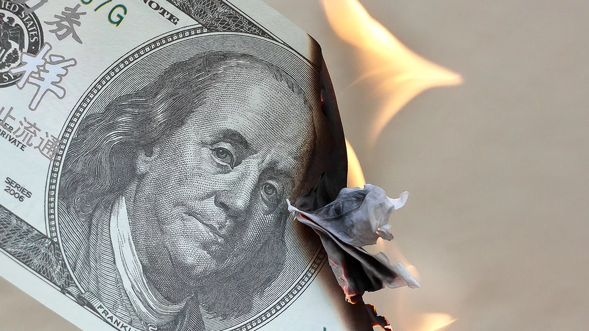 Dólar em chamas - Sputnik Brasil, 1920, 28.01.2024