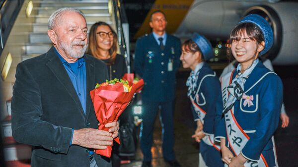 Presidente da República, Luiz Inácio Lula da Silva, durante chegada a Hiroshima, para participar da cupula do G7, 19 de maio de 2023 - Sputnik Brasil