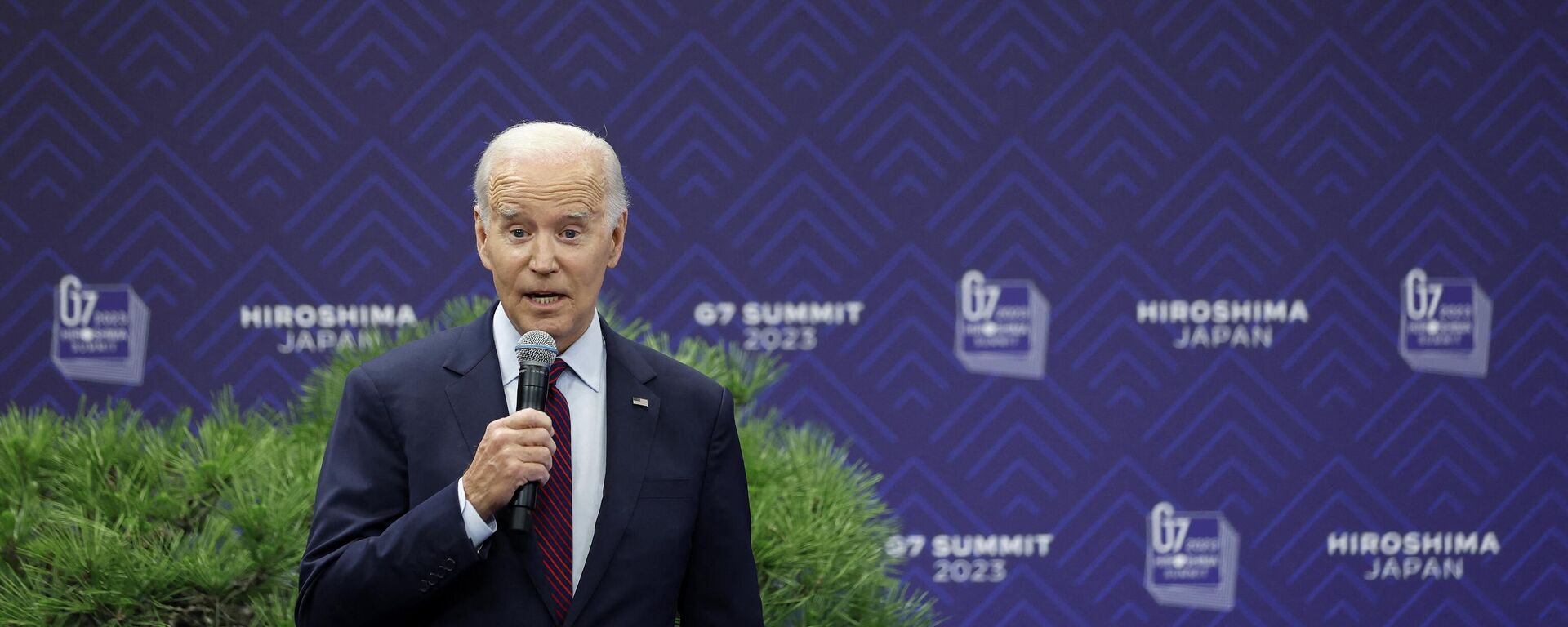 Joe Biden, presidente dos EUA, fala durante coletiva de imprensa após a Cúpula de Líderes do G7 em Hiroshima, Japão, 21 de maio de 2023 - Sputnik Brasil, 1920, 21.05.2023