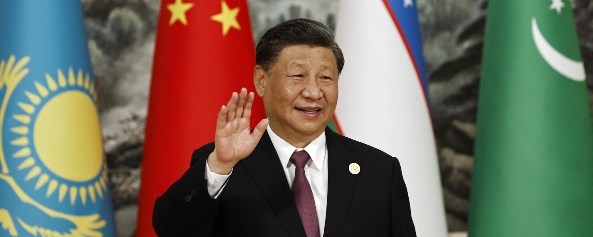 Presidente chinês, Xi Jinping, durante a Cúpula China-Ásia Central em Xian, em 19 de maio de 2023 - Sputnik Brasil, 1920, 23.05.2023