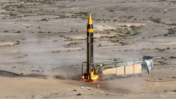 Novo míssil balístico iraniano, Kheibar - Sputnik Brasil