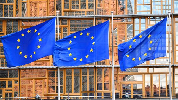 Bandeiras da União Europeia em Bruxelas. - Sputnik Brasil