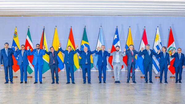 Fotografia oficial dos Presidentes dos países da América do Sul durante a Cúpula do Sul, 30 de maio de 2023 - Sputnik Brasil