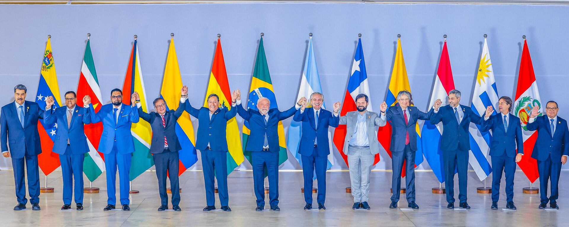 Fotografia oficial dos Presidentes dos países da América do Sul durante a Cúpula do Sul, 30 de maio de 2023 - Sputnik Brasil, 1920, 10.08.2023