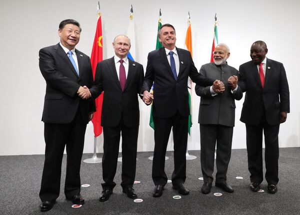 Líderes dos países-membros do BRICS no Centro Internacional de Exposições INTEX, em Osaka, 28 de junho de 2019. - Sputnik Brasil