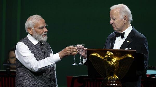 Joe Biden, presidente dos EUA, participa de jantar de Estado com Narendra Modi, primeiro-ministro da Índia, na Casa Branca em Washington, EUA, 22 de junho de 2023 - Sputnik Brasil