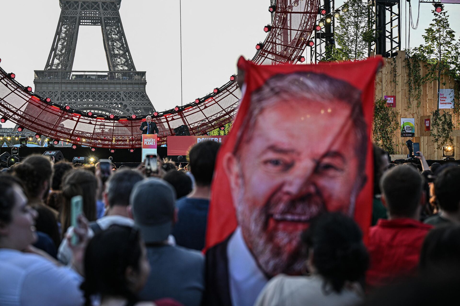 Presidente Luiz Inácio Lula da Silva discursa durante o concerto 'Cidadão Global', em Paris, França, 22 de junho de 2023 - Sputnik Brasil, 1920, 23.06.2023