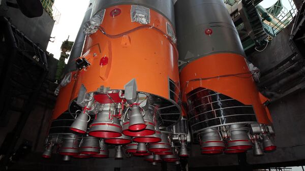 Foguete portador Soyuz-2.1b com carga na plataforma de lançamento 31 (Vostok) do Cosmódromo de Baikonur, Cazaquistão, foto publicada em 21 de novembro de 2021 - Sputnik Brasil