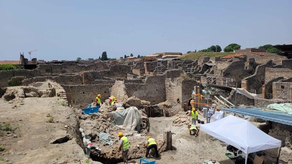 Arqueologia na Pompeia, Itália - Sputnik Brasil