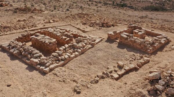 Túmulos enigmáticos de 2.500 anos são encontrados em deserto israelense - Sputnik Brasil