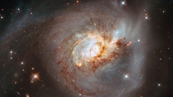 Imagem da galáxia NGC 3256 registrada pelo telescópio Hubble - Sputnik Brasil