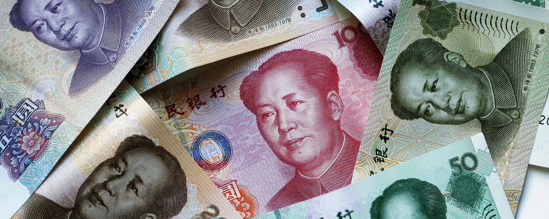 Notas de yuan chinês - Sputnik Brasil, 1920, 18.10.2023