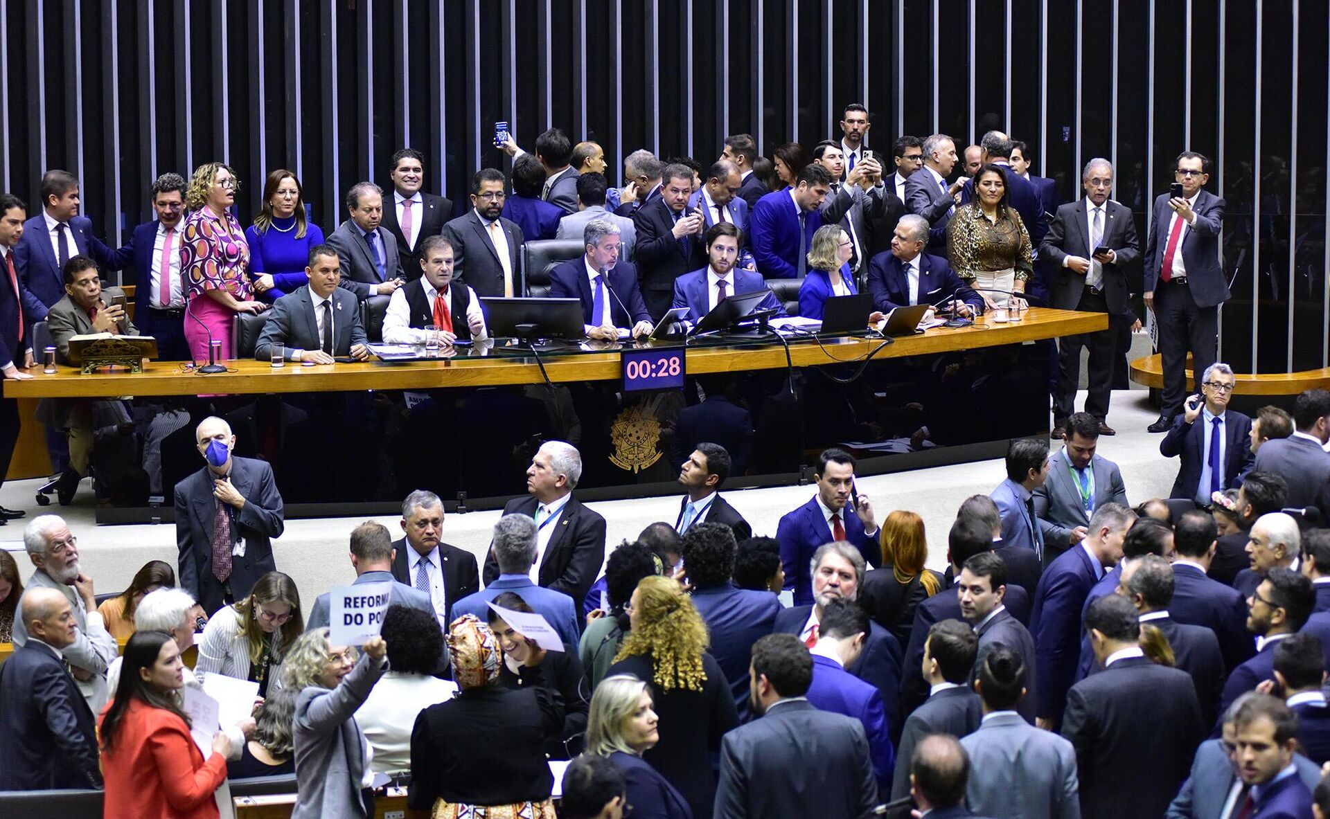 Votação da Reforma Tributária na Câmara dos Deputados, 6 de julho de 2023 - Sputnik Brasil, 1920, 07.07.2023