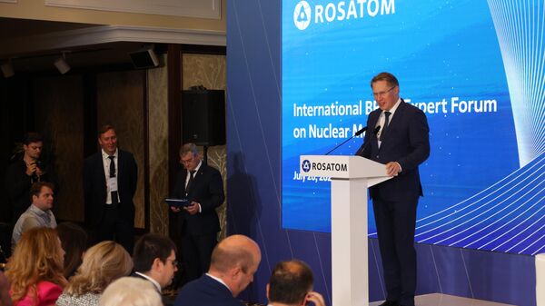 Ministro da Saúde da Rússia, Mikhail Murashko, discursa no Fórum Internacional de Especialistas do BRICS em Medicina Nuclear, em Moscou, Rússia, 20 de julho de 2023.  - Sputnik Brasil