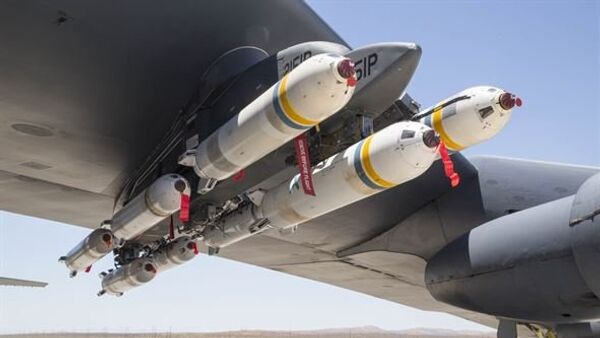 Folheto com as bombas do B-52 - Sputnik Brasil