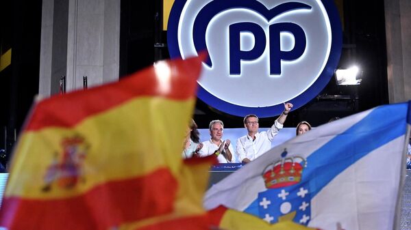 Líder do Partido Popular da Espanha, Alberto Núñez Feijóo, na sede do PP em Madri durante seu discurso após eleições gerais na Espanha, 23 de julho de 2023 - Sputnik Brasil