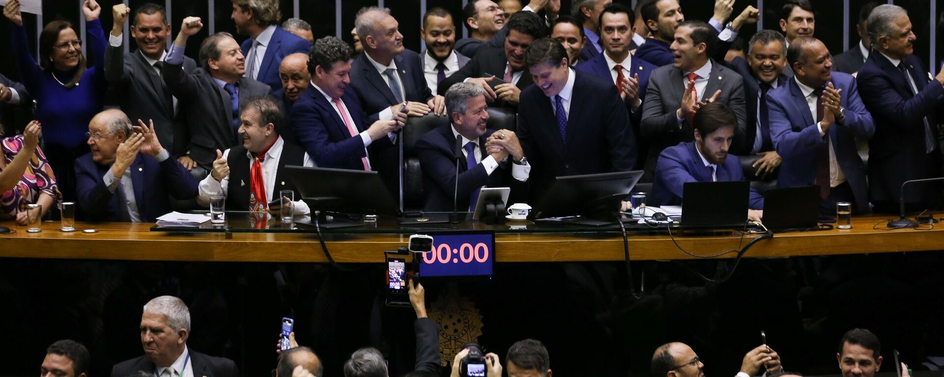 Comemoração da aprovação em primeiro turno da Reforma Tributária na Câmara dos Deputados - Sputnik Brasil, 1920, 28.07.2023