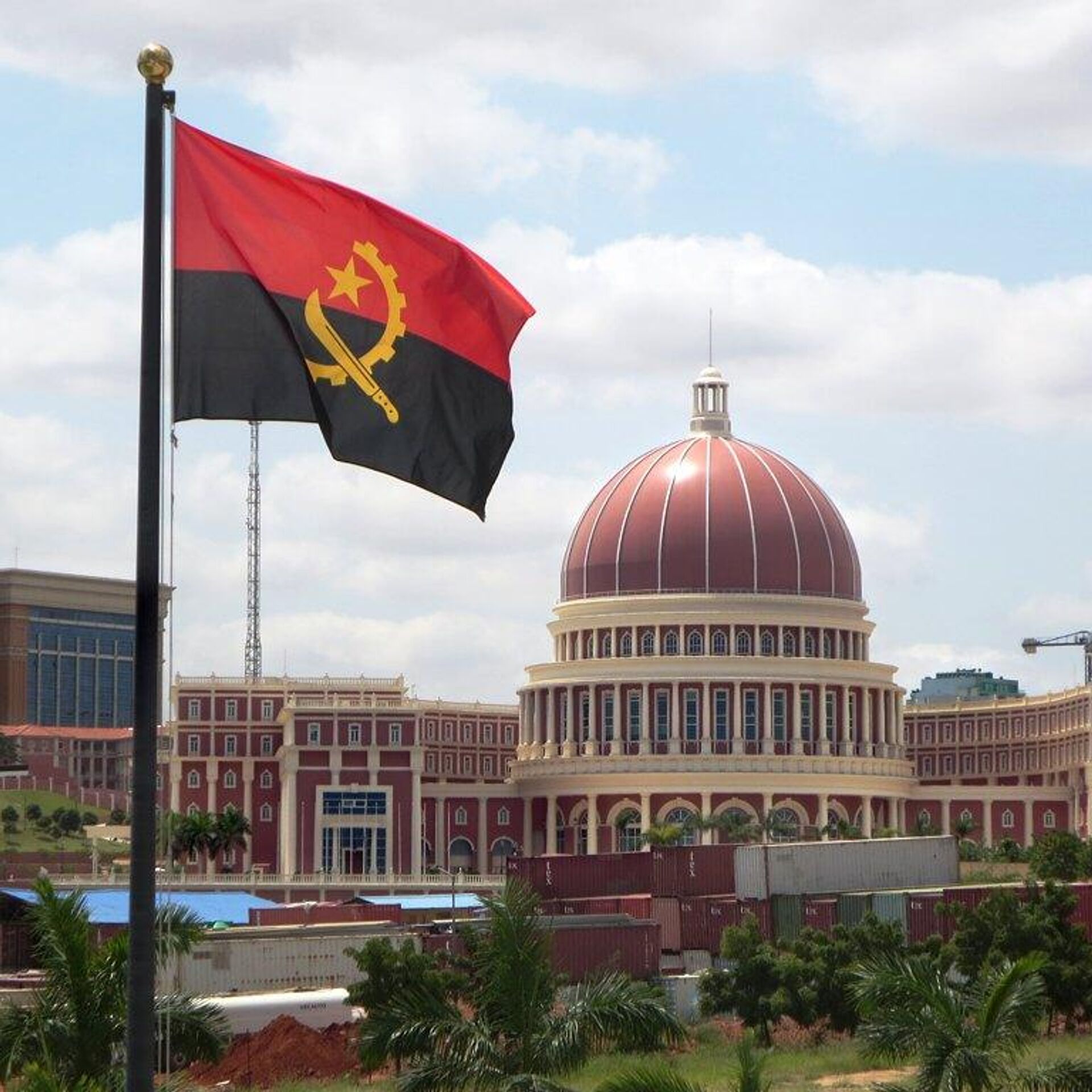 🇷 - Embaixada da Federação da Rússia na República de Angola
