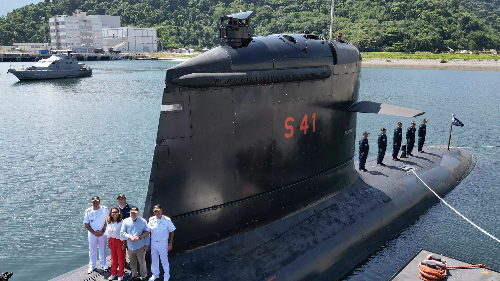 O presidente da República, Luiz Inácio Lula da Silva, visita o Complexo Naval de Itaguaí, na região metropolitana do Rio de Janeiro. No local está sendo desenvolvido o Programa de Submarinos da Marinha do Brasil, o ProSub, 23 de março de 2023 - Sputnik Brasil, 1920, 29.07.2023