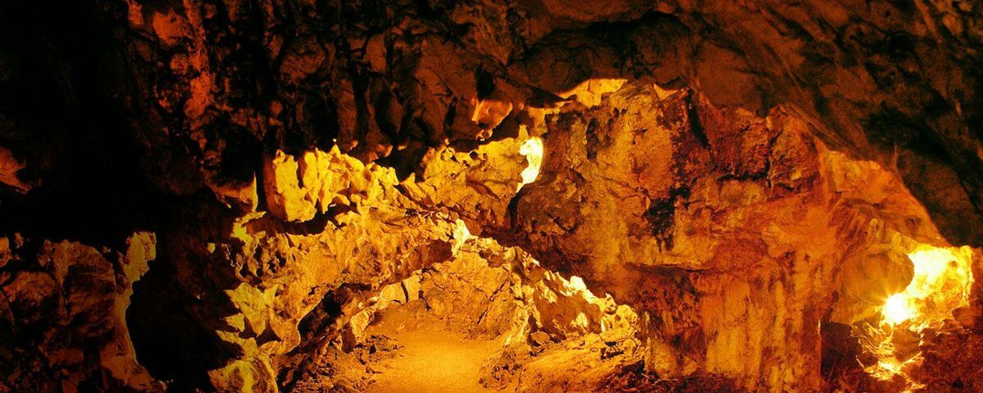 caverna Hohle Fels  - Sputnik Brasil, 1920, 29.09.2023