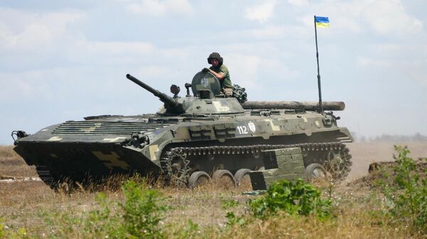 Um veículo de combate de infantaria ucraniano BMP-1 visto durante o exercício militar Sea Breeze (Brisa do mar) 2019, em Odessa - Sputnik Brasil