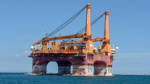 Plataforma de petróleo offshore perto de Salvador, Bahia - Sputnik Brasil
