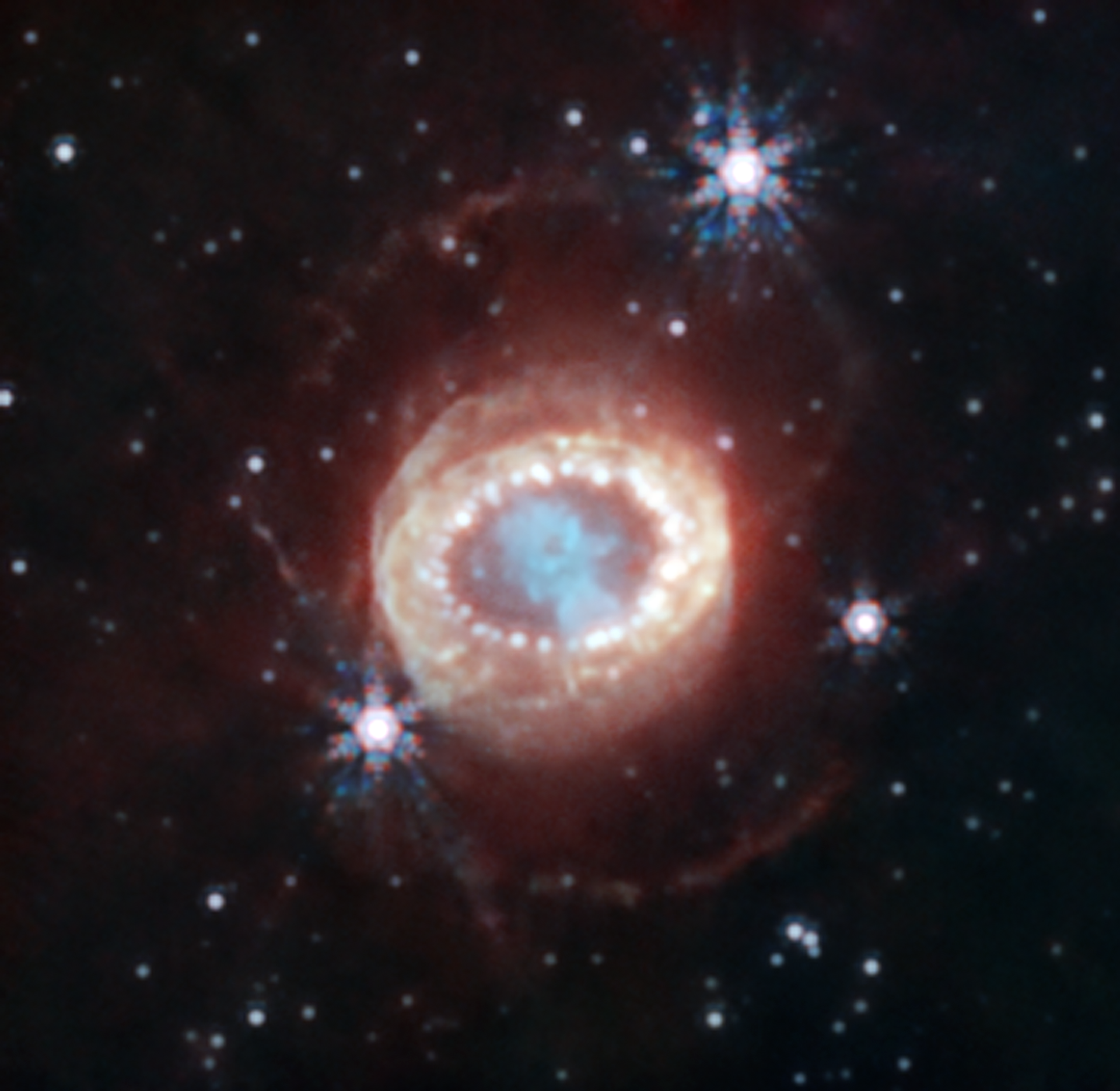 O Telescópio Espacial James Webb encontrou pequenas estruturas em forma de crescentes na supernova SN1987A - Sputnik Brasil, 1920, 01.09.2023